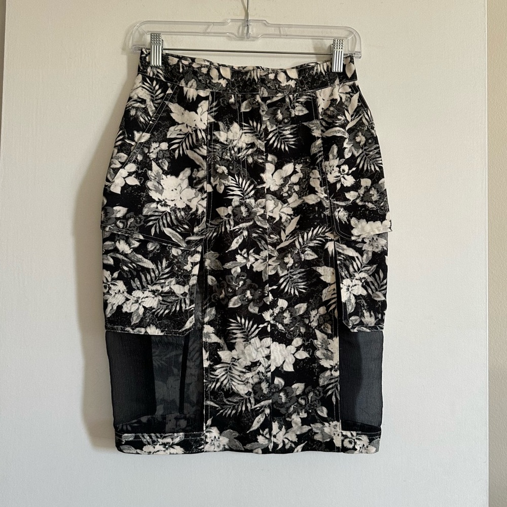 NWOT Alexander Wang Black/White Floral Pencil Skirt with Cargo Pockets size 4